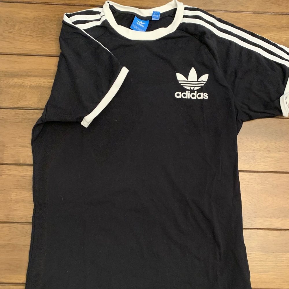 Adidas t-shirt